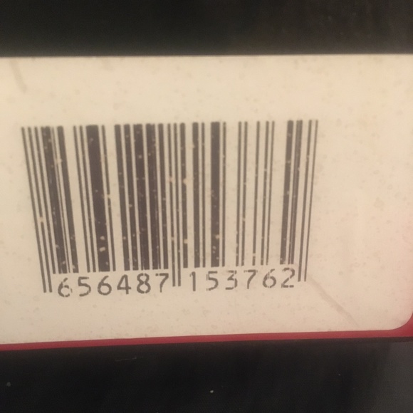 E! Live From The Red Carpet Stillettos Rhinestone and Silver Metallic Heels - Picture 7 of 7